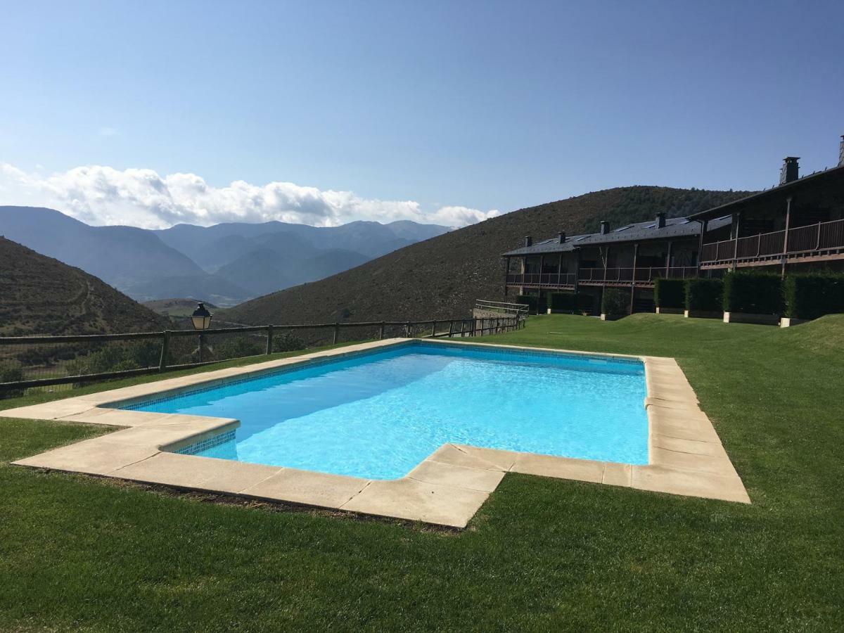 Elegante Casa En La Cerdana Bellver De Cerdanya Exterior photo